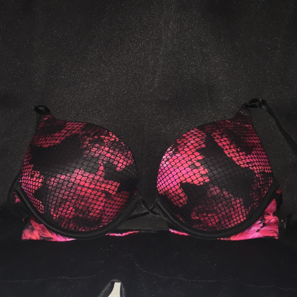 Victoria secret bombshell bra